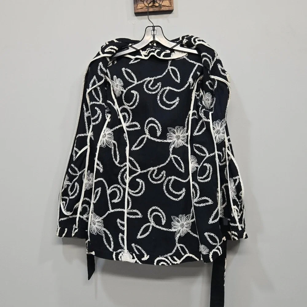 Ark & Co Jacket Medium Floral Embroidery Statement Romantic Whimsigoth Boho Chic